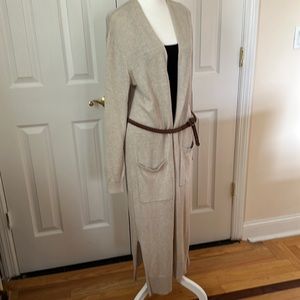 Woman’s L Old Navy Sweater